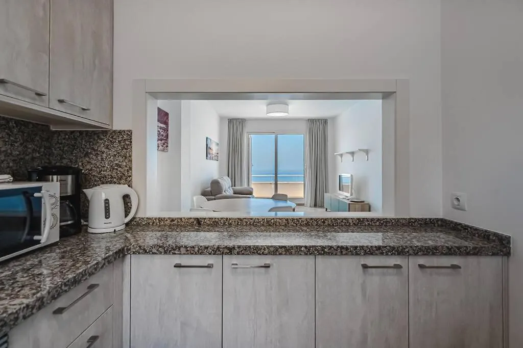 Amazing Apartment With Sea Views And Ac, Pa06 Пуэрто-де-Сантьяго